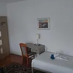 Noclegi Affittacamere *